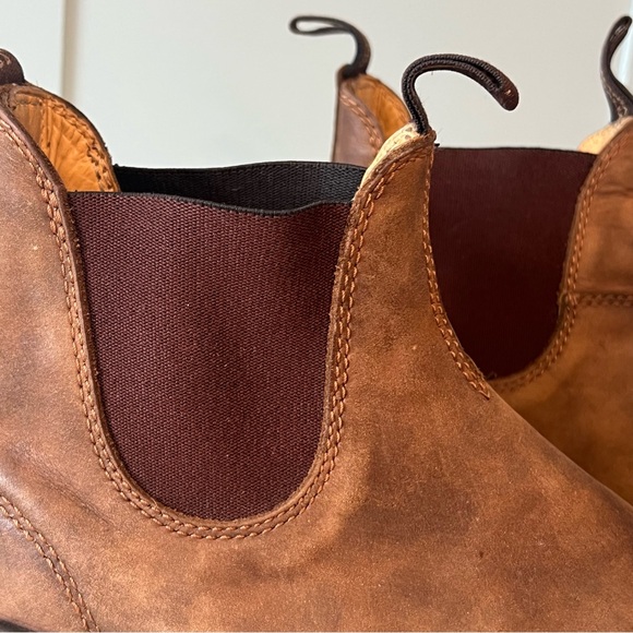 Blundstone Men's Classic Distressed Brown Leather Chelsea Boots. Size 8.5 AU. - Picture 4 of 16